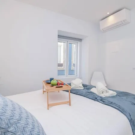 Charming Seaside Apartment - 1 Min From The Beach Cascais Exterior photo
